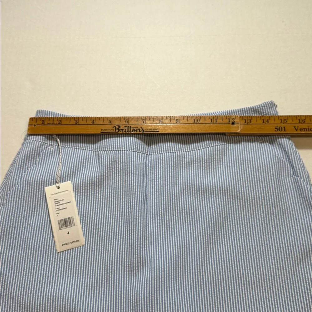 Vineyard Vines Seersucker Scalloped Performance Skort 17” - Picture 5 of 11